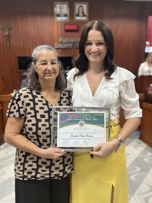 Entrega do Diploma Professora Elaine... 10/10/2023