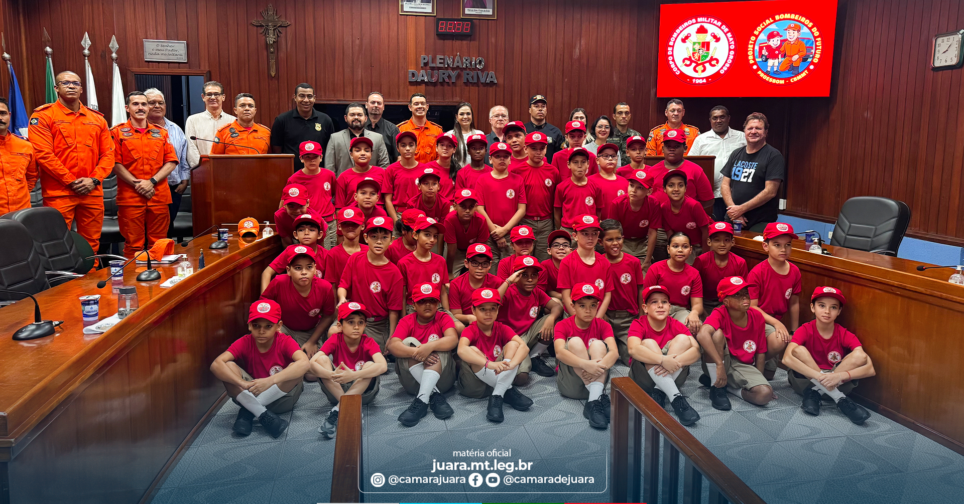 Aula inaugural do projeto "Bombeiros do Futuro" aconteceu no Plenário da Câmara