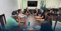 Câmara de Juara recebe Associação Anjos e Quatro Patas para discutir projeto do Canil Municipal