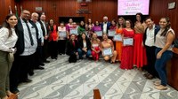 Em Sessão Solene, Câmara Municipal entrega título a Mulheres Empreendedoras