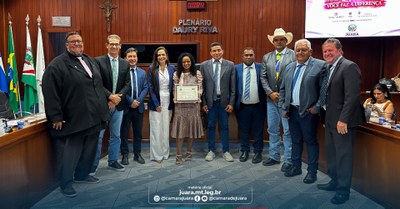 Sessão Solene: 13 mulheres receberam o Título Mulher Empreendedora “Maria Aparecida Alves dos Santos” na noite dessa segunda-feira