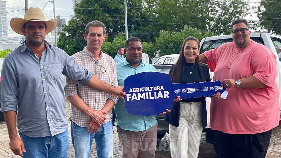 Vereadores acompanham entrega de veículo da SEAF para reforçar atuação da Empaer em Juara