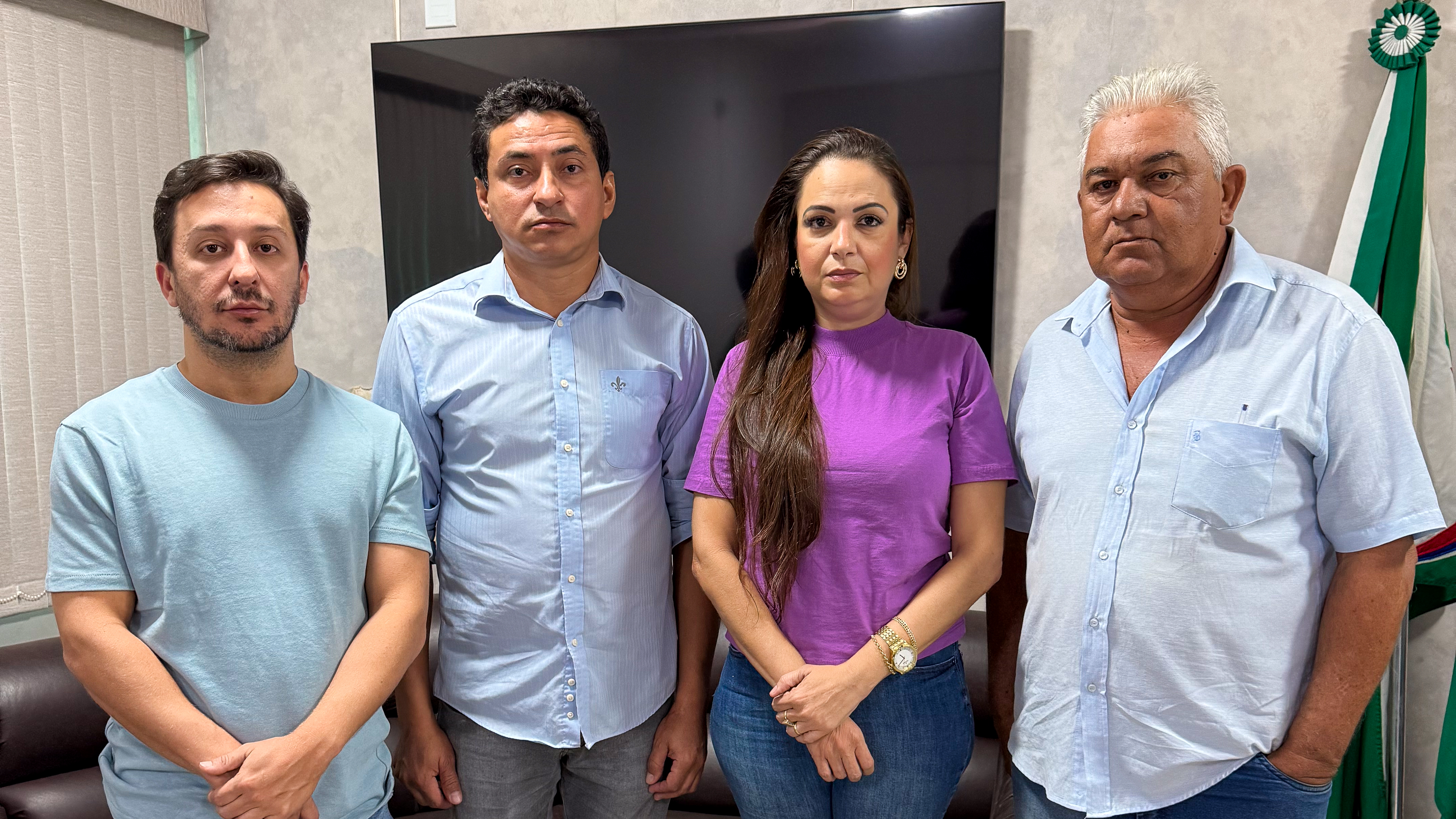 Vereadores esclarecem rejeição ao projeto que viabiliza "terceirização" da coleta de lixo em Juara