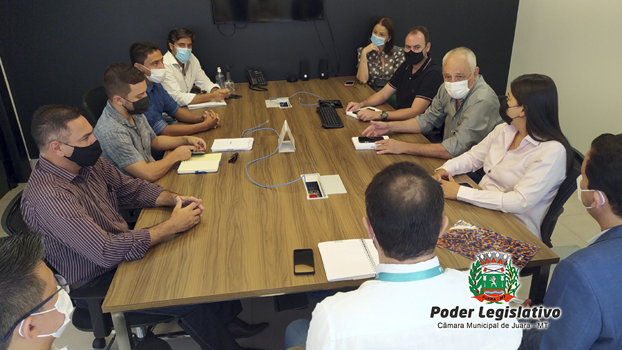 Vereadores, prefeito e equipe técnica realizaram última reunião para adesão ao plano de crédito através do programa FINISA